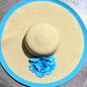 Women's straw hat